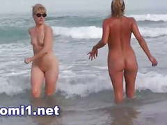 Swinger voyeur beach handjob